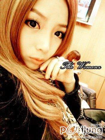 มีใครรู้จักคนในรูปบ้าง สวยเว่อร์