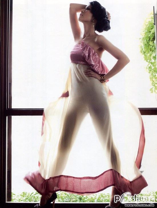 จั๊กจั่น-อคัมย์สิริ @ SLIMMING no.89 October 2011