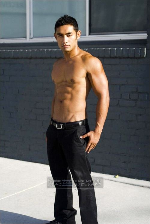 ได้เวลาอาหารเที่ยงแล้วครับ