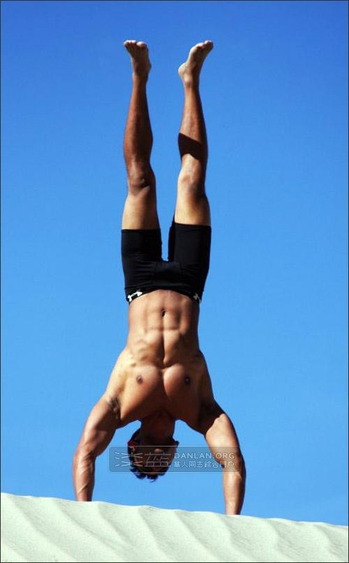 ได้เวลาอาหารเที่ยงแล้วครับ