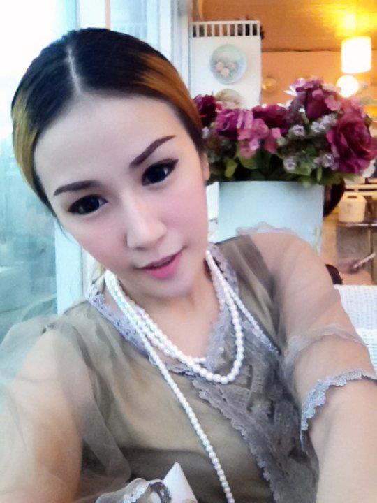 P'แพม สาวไฮโซ สวยมากๆ