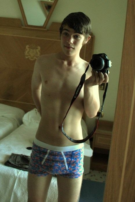 มื้อนี้สำหรับ>>> ท่านชายเอกครับ