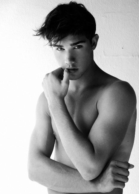 มื้อนี้สำหรับ>>> ท่านชายเอกครับ