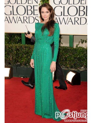 แฟชั่น สุด ฮ๊อต ของดารา กำลังมาแรง พรายใต้ แบร์นดัง ระดับโลก VERSACE(เวอชาเช่)