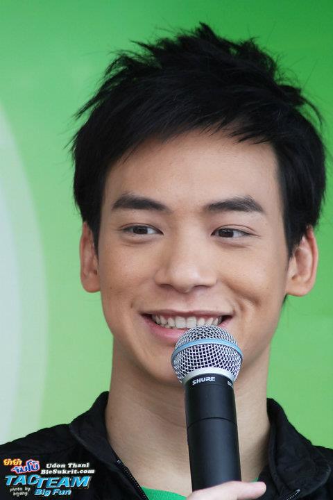 บี้ เดอะสตาร์ งานยำยำจัมโบ้ Tacteam Big Fun @ จ.อุดรธานี