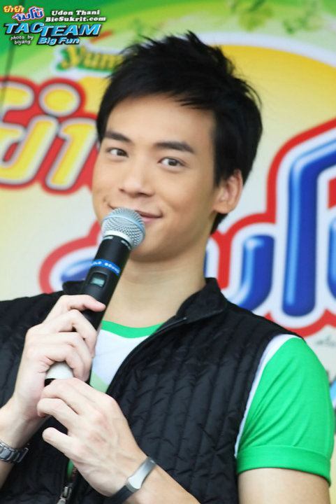 บี้ เดอะสตาร์ งานยำยำจัมโบ้ Tacteam Big Fun @ จ.อุดรธานี