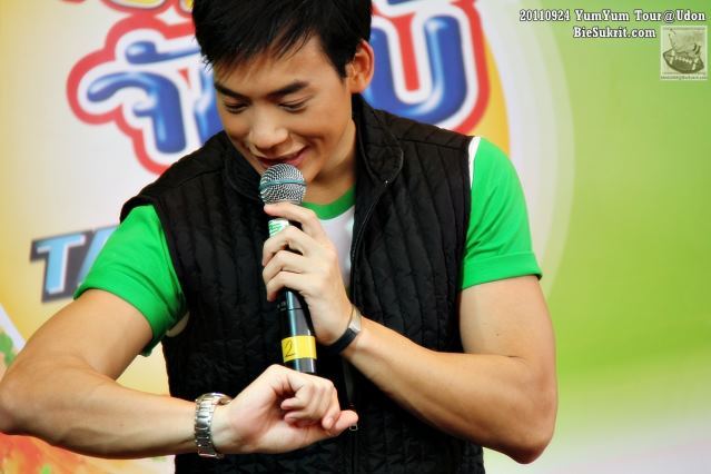 บี้ เดอะสตาร์ งานยำยำจัมโบ้ Tacteam Big Fun @ จ.อุดรธานี