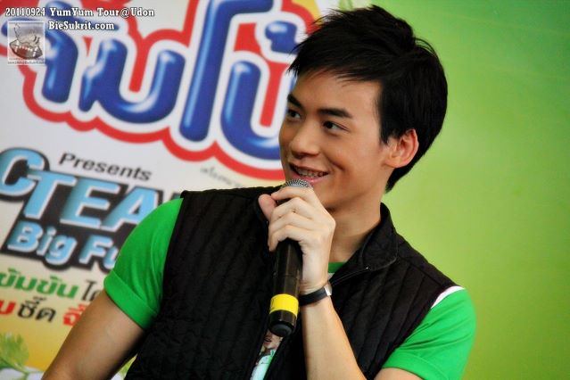 บี้ เดอะสตาร์ งานยำยำจัมโบ้ Tacteam Big Fun @ จ.อุดรธานี