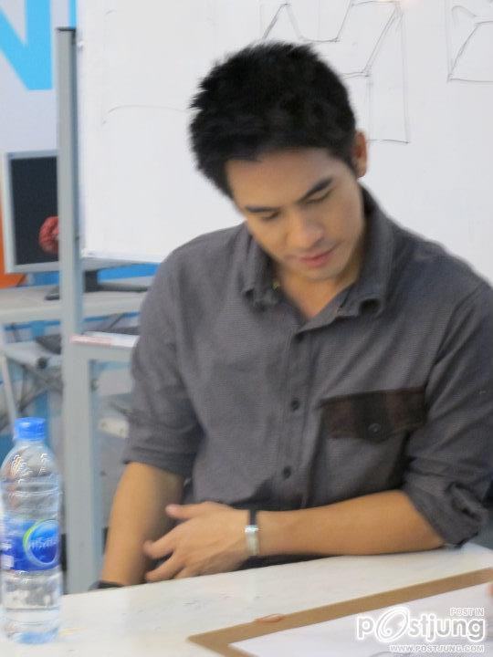 โป๊ป-ธนวรรธน์ สอนวาดภาพ @ ฟิวเจอร์พาร์ค รังสิต