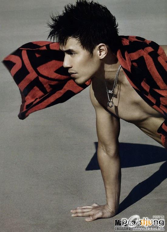 ดอม เหตระกูล ยังคงความหล่อล่ำเสมอ