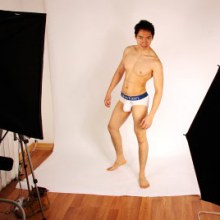 หนุ่มเอเชียล่ำ่เกิน