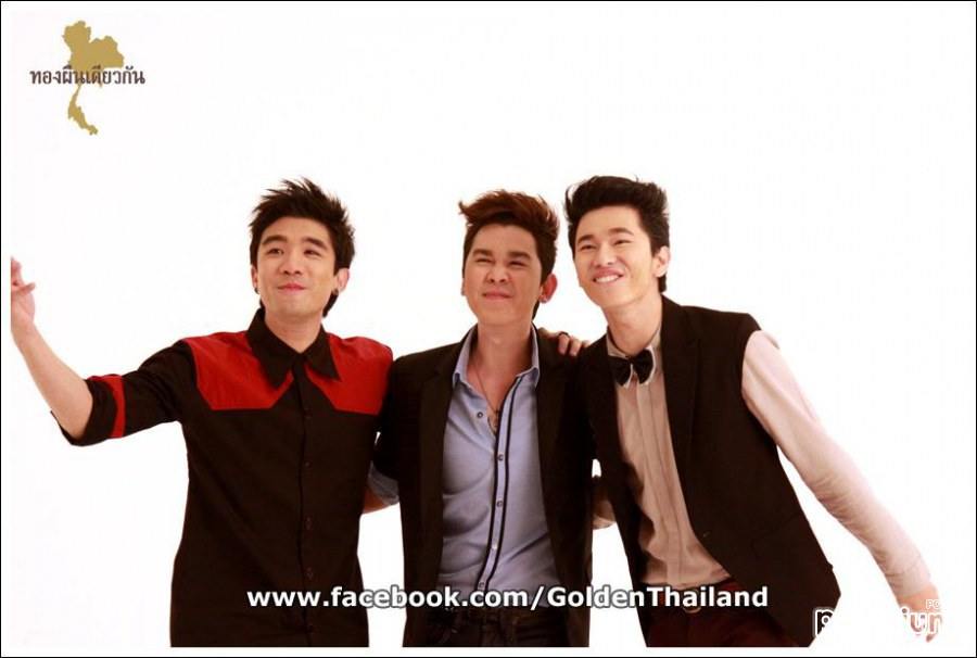 ภาพเบื้องหลังการถ่ายทำ MV เพลง "ทุกฝันยังเป็นของเรา" ในอัลบั้ม ทองผืนเดียวกัน ของเหล่า AF, The Star, KPN