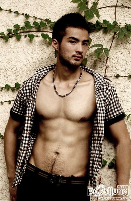 ตี๋เข้มๆ ตอนเช้าหลังตื่นนอน By Chay-ake