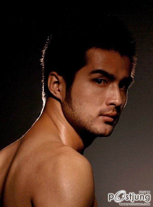 ตี๋เข้มๆ ตอนเช้าหลังตื่นนอน By Chay-ake