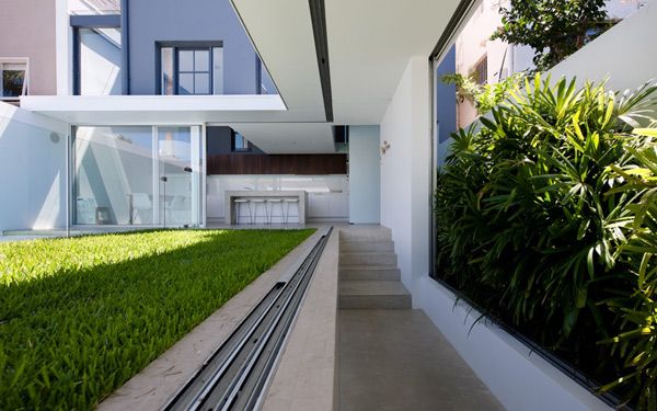 Glazed Homes – L-Shaped Garden House