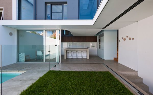 Glazed Homes – L-Shaped Garden House