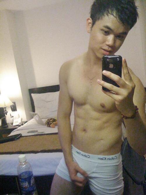 ไม่ชอบดูบ้าน มาดูผู้ชายกันต่อ