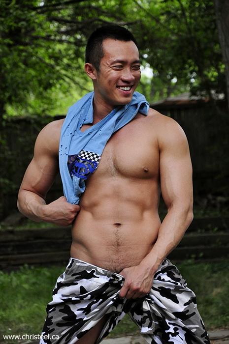 ไม่ชอบดูบ้าน มาดูผู้ชายกันต่อ