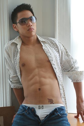 ไม่ชอบดูบ้าน มาดูผู้ชายกันต่อ