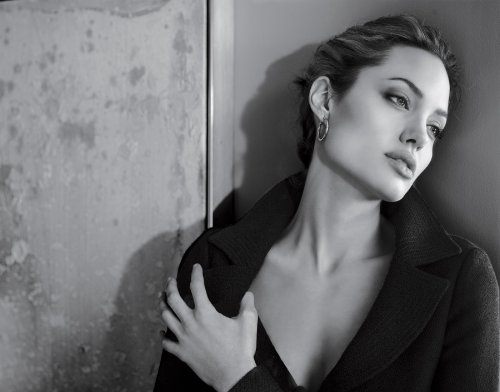 Angelina Jolie สวยสังหาร