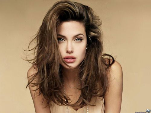 Angelina Jolie สวยสังหาร