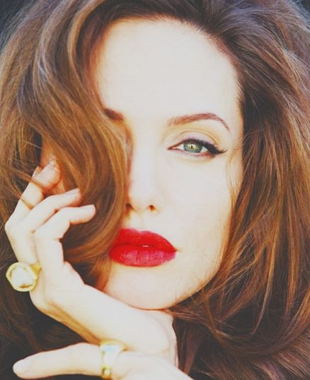 Angelina Jolie สวยสังหาร