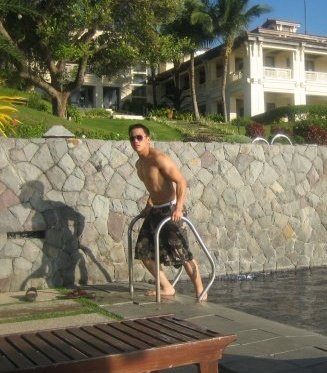 หนุ่่มเอเชียจานร้อนให้คุณ