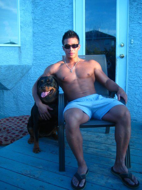 หนุ่่มเอเชียจานร้อนให้คุณ