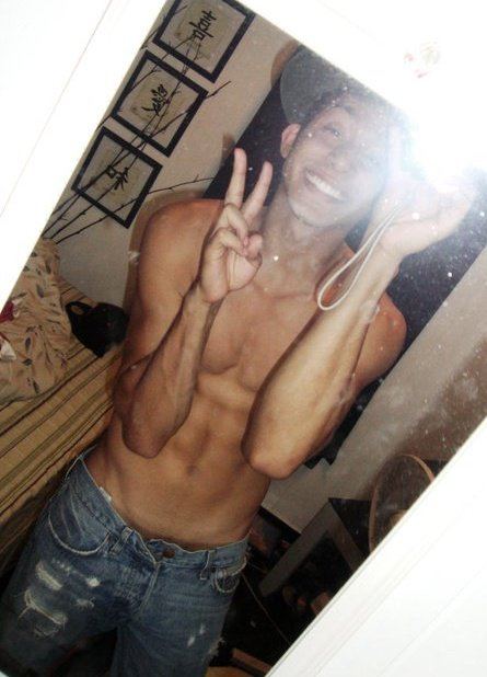 หนุ่่มเอเชียจานร้อนให้คุณ