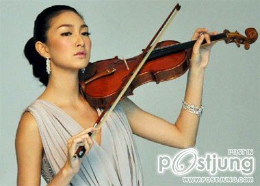 "อั้ม-เเพน"สองนางพญาเเห่งหมอชิต!!!!