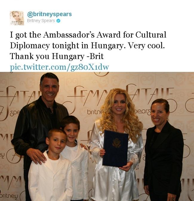 Britney ได้รับแต่งตั้งเป็นทูตวัฒนธรรมให้ประเทศฮังการี่+ช่วยเหลือผู้ป่วยมะเร็ง