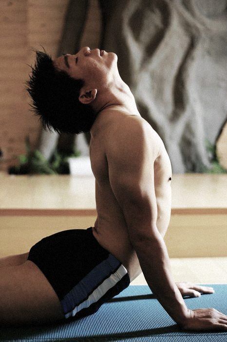 Photoshoot men album 362 : Yoga