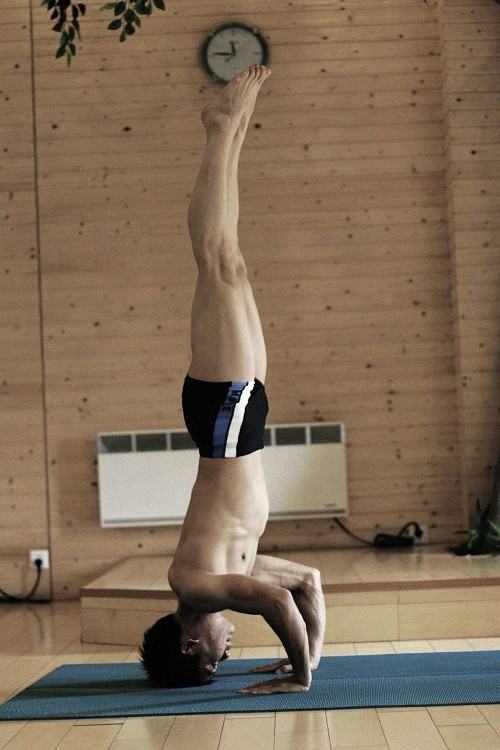 Photoshoot men album 362 : Yoga