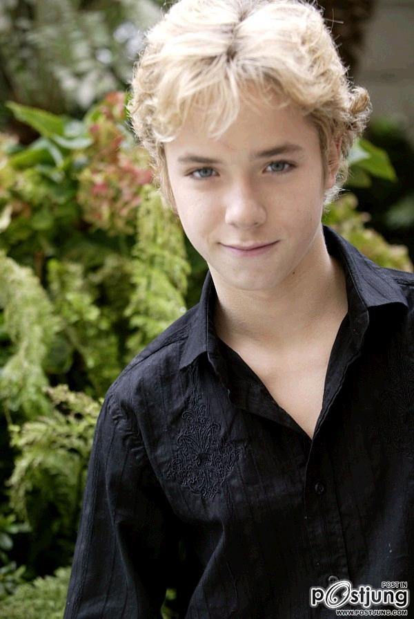 Jeremy Sumpter