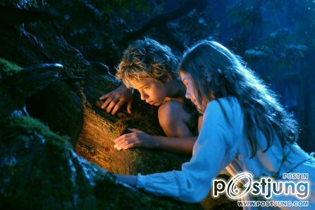 Jeremy Sumpter and Rachel Hurd-Wood