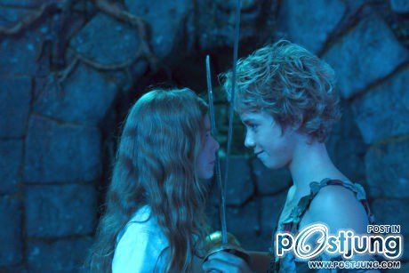 Jeremy Sumpter and Rachel Hurd-Wood