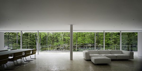 Platform House Design Overlooking Hudson River