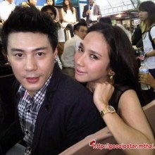 กระทู้ชอบจุ้น :: ใครๆก็เชียร์ให้  โดม  จีบ  อั้ม 