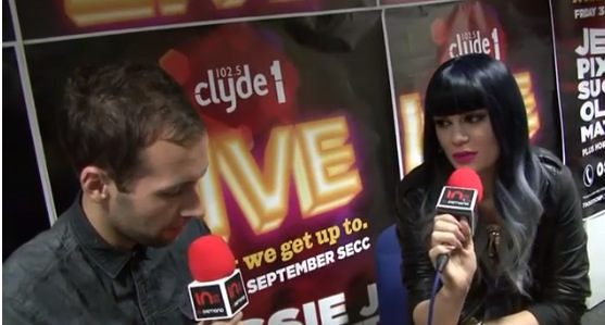 Jessie J สัมภาษณ์ ที่ 102.5 Clyde 1!!! ต่อ ผม