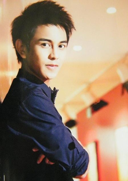 [Interview] กัน Ts6 @ RAY  no.62 October 2011