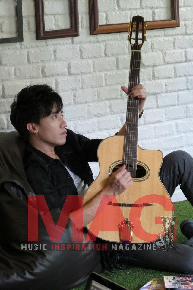 Singular เบื้องหลังถ่ายแบบนิตยสาร THE GUITAR MAG.