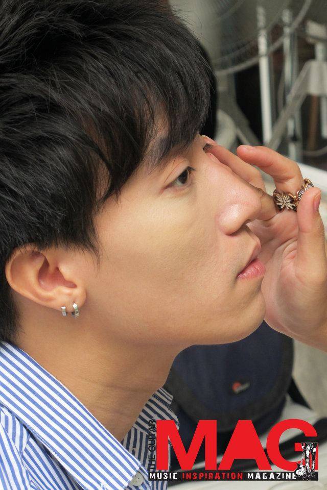 Singular เบื้องหลังถ่ายแบบนิตยสาร THE GUITAR MAG.