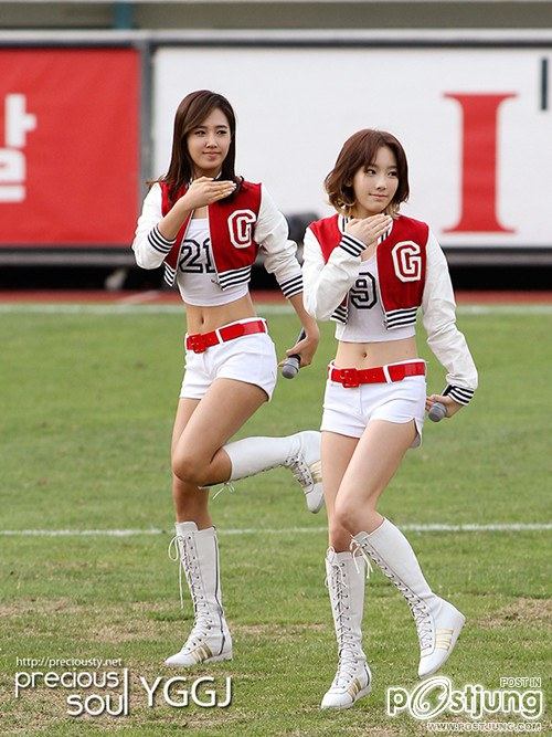 TAEYEON @ K-League 2011 &ndash; Busan I&rsquo;Park vs. Gyeongnam