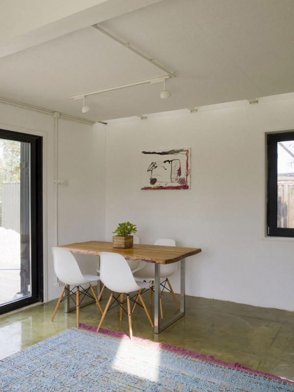 Simple Summer House in Russia