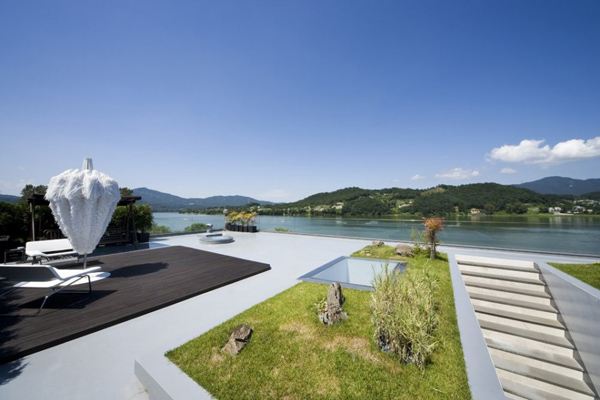 โอ่อ่าเชียวPanoramic View House Plans: Riverfront in Korea