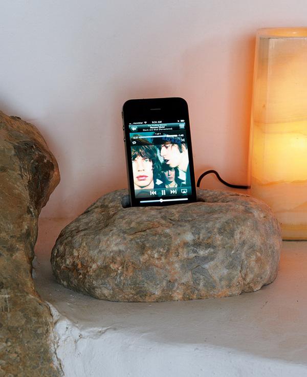 ห้องนอนน่ารักมากNatural Home Design Ideas – Stone "Cave House"