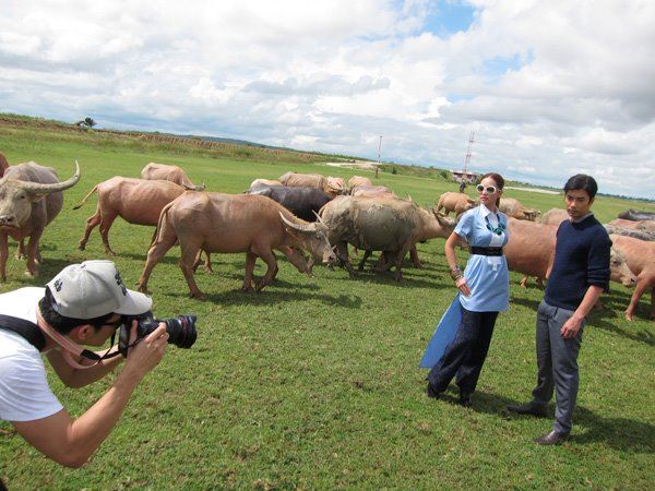 เจมส์-เรืองศักดิ์ & ชาม-ไอยวริญท์ เบี้องหลังถ่ายแบบนิตยสาร HONEYMOON+TRAVEL no.112 Oct.2011