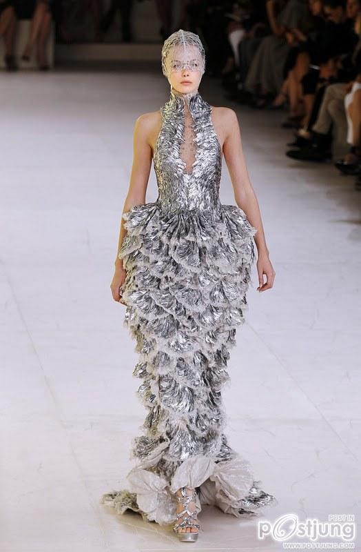 Alexander McQueen spring & summer 2012 in Paris fashion Week