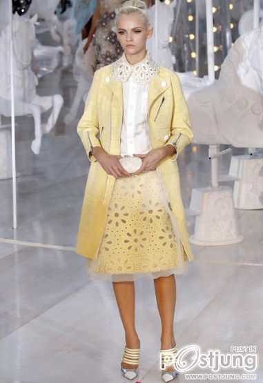 Paris Fashion Week: Louis Vuitton spring/summer 2012