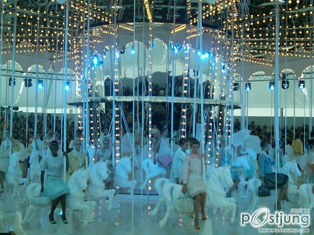 Paris Fashion Week: Louis Vuitton spring/summer 2012